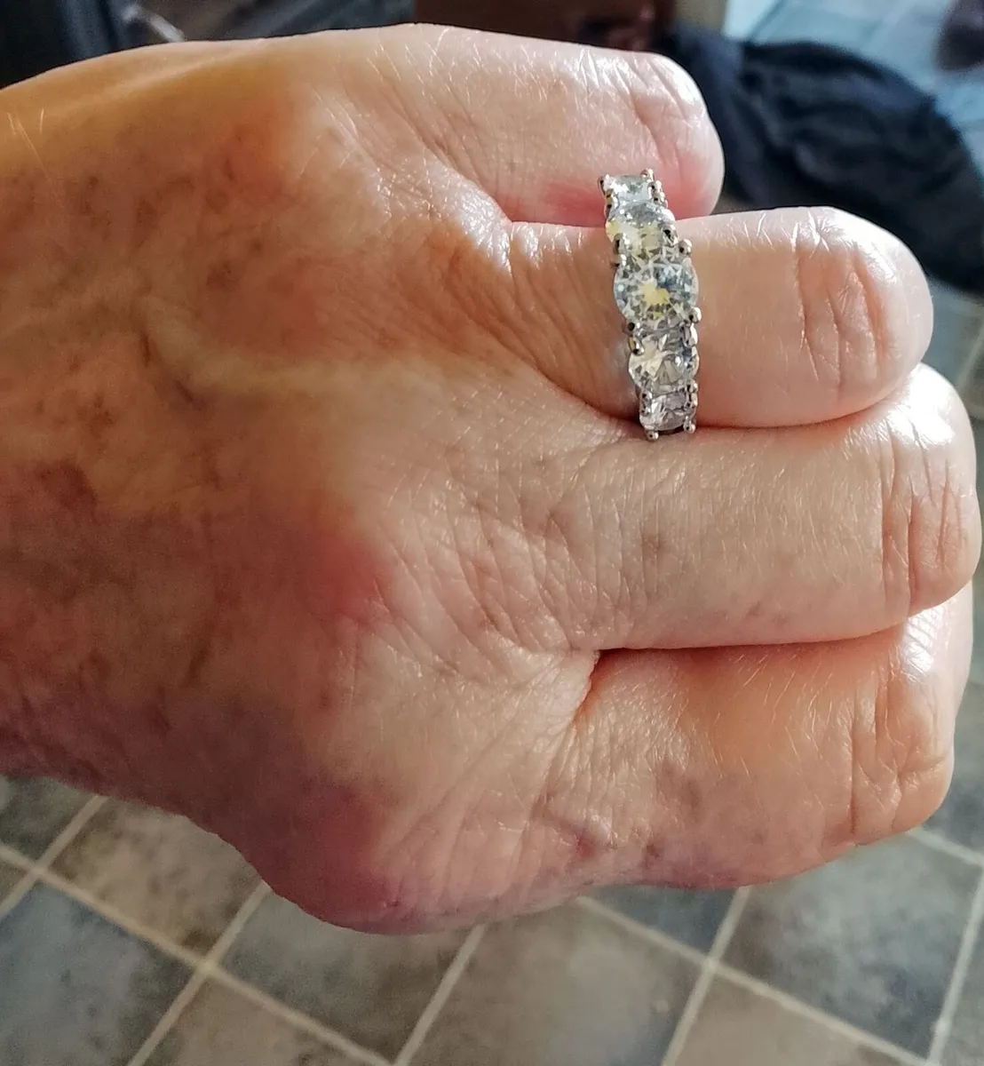 Diamond Trilogy ring - Image 4