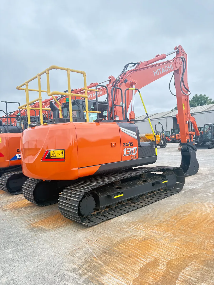 HITACHI ZX130-7 - Image 3