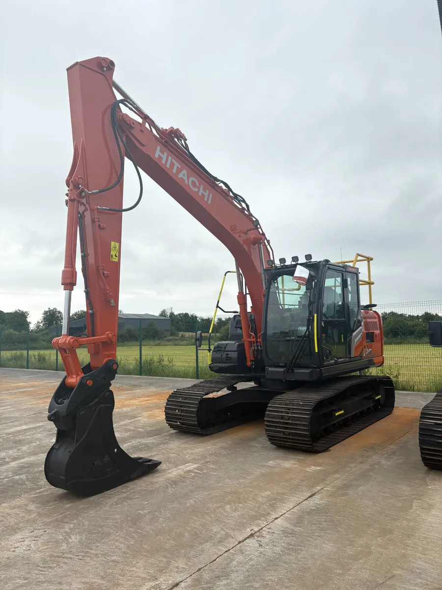HITACHI ZX130-7 - Image 2