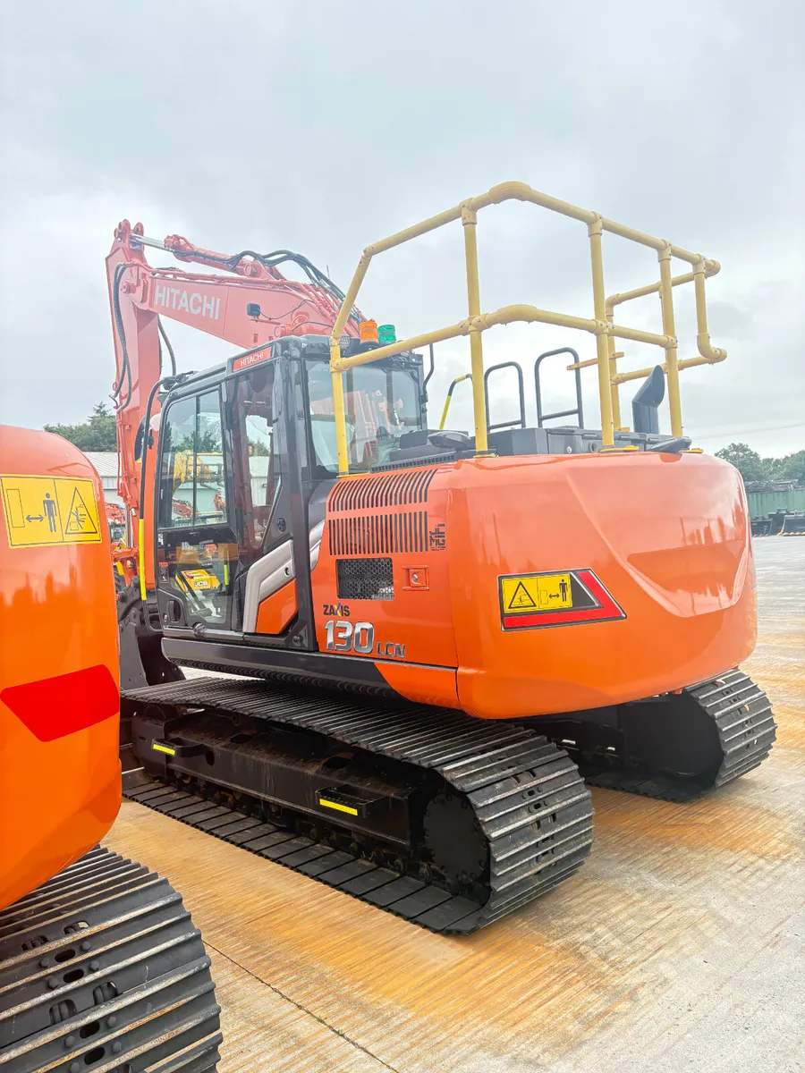 HITACHI ZX130-7 - Image 4