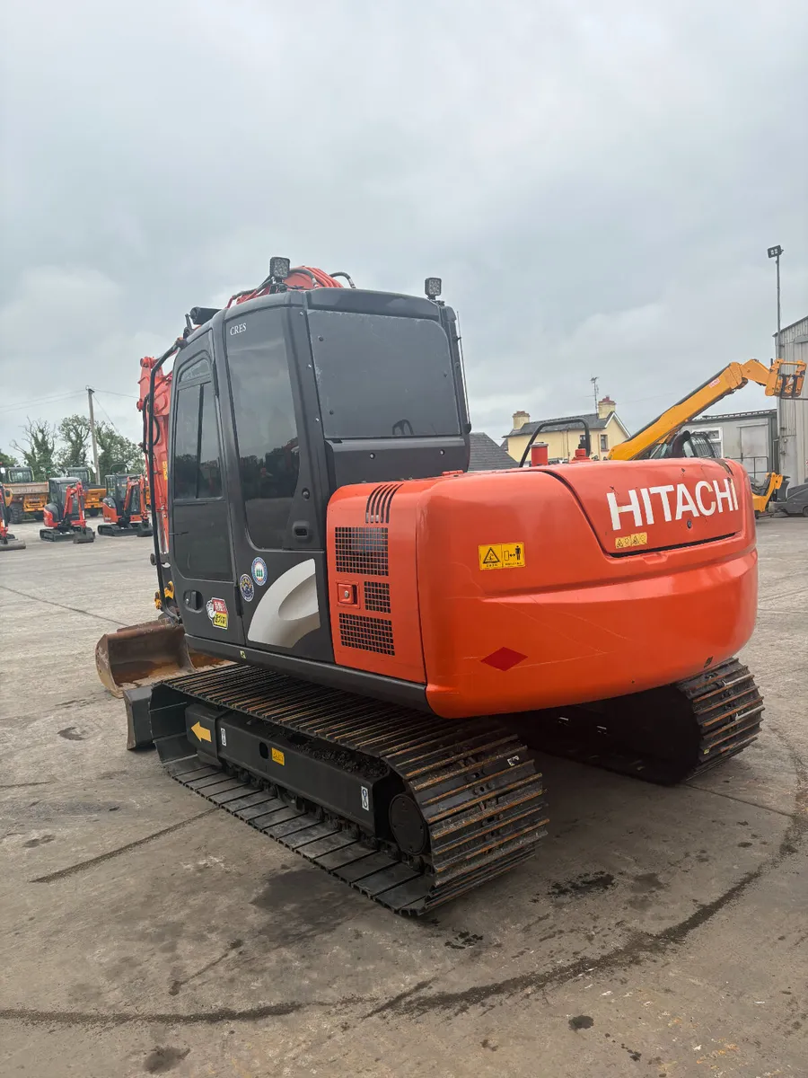 HITACHI ZX70 - Image 4