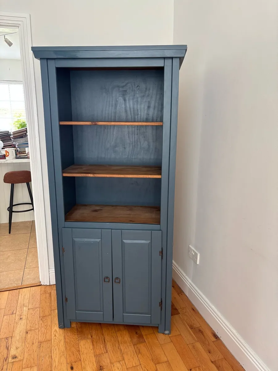 Bookcase - Image 1