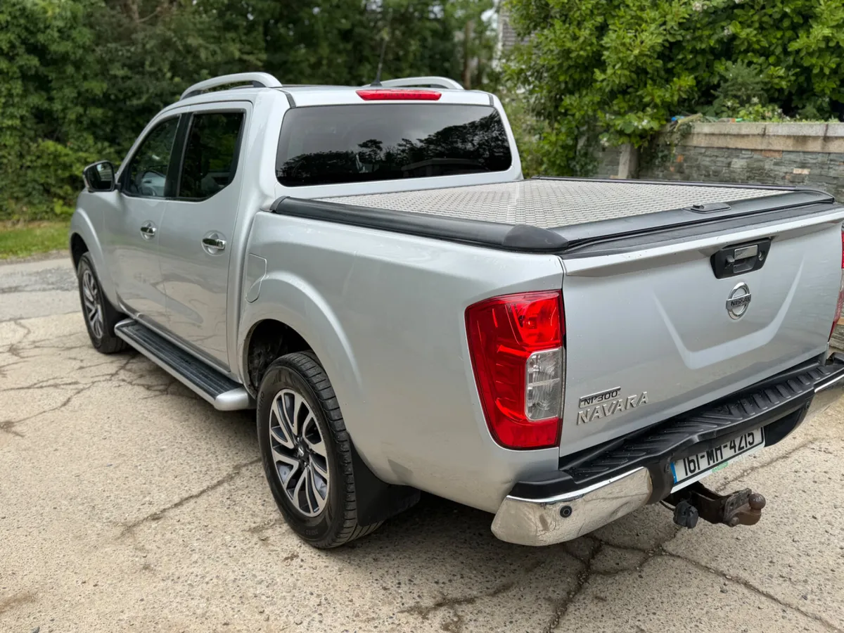 Nissan Navara 2016 auto tekna - Image 3