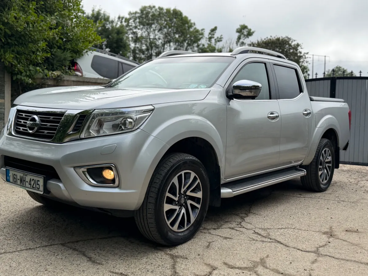 Nissan Navara 2016 auto tekna - Image 2