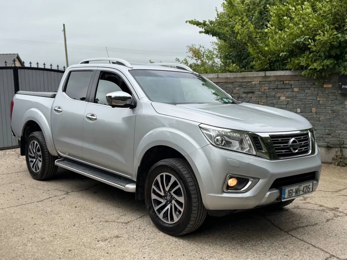 Nissan Navara 2016 auto tekna - Image 1