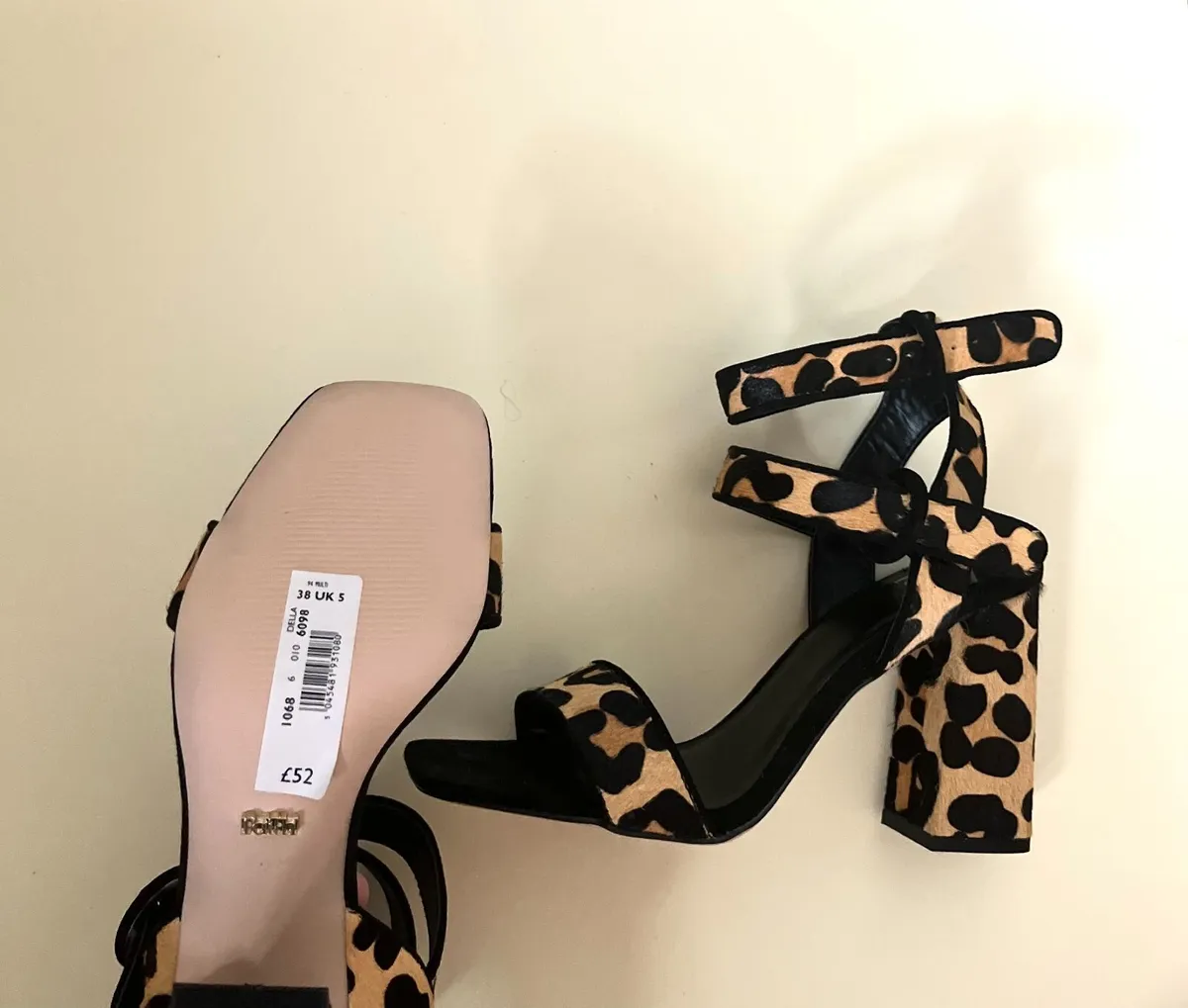 ladies shoes - Image 2