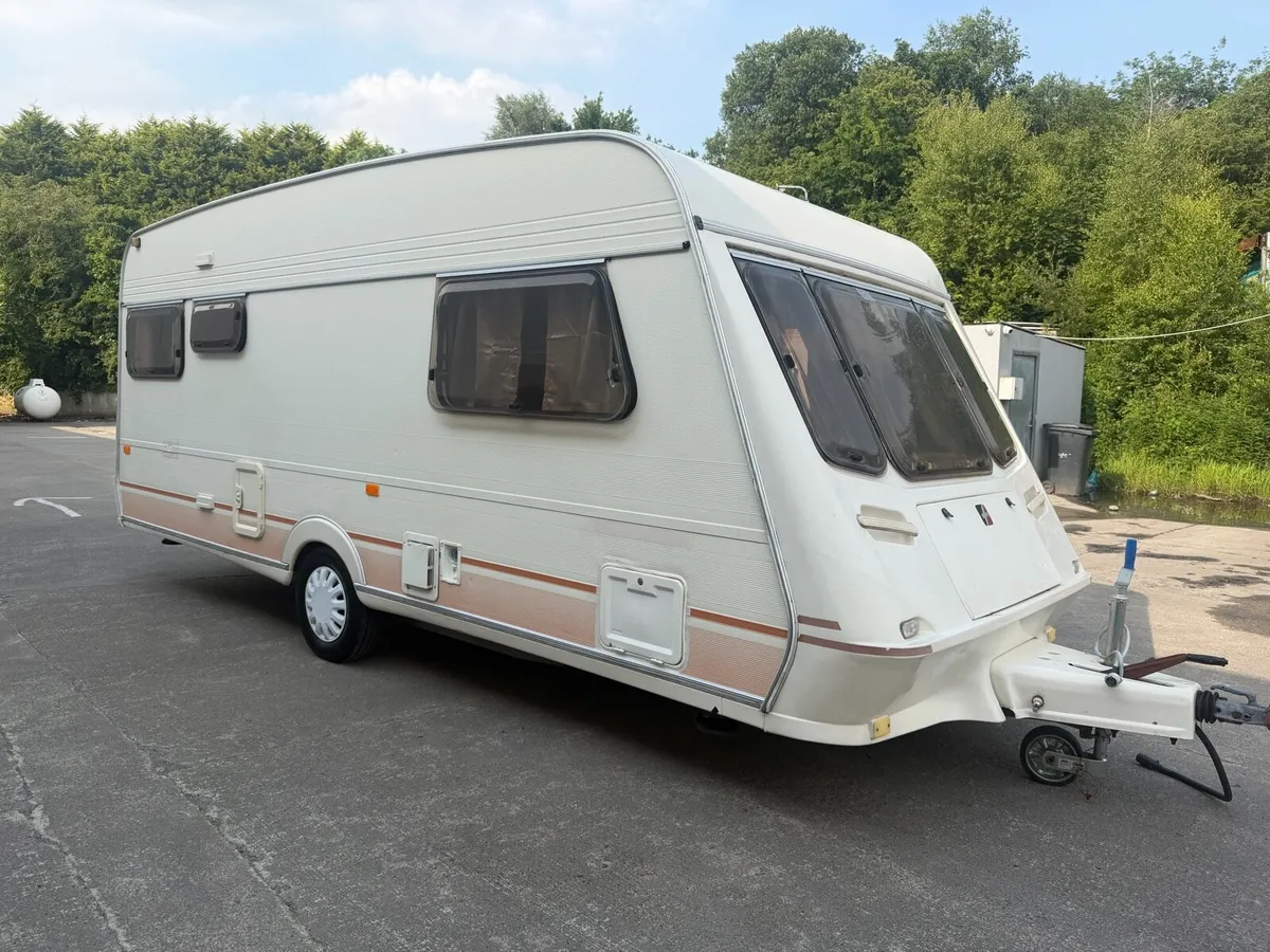 2002 elddis model caravan - Image 1