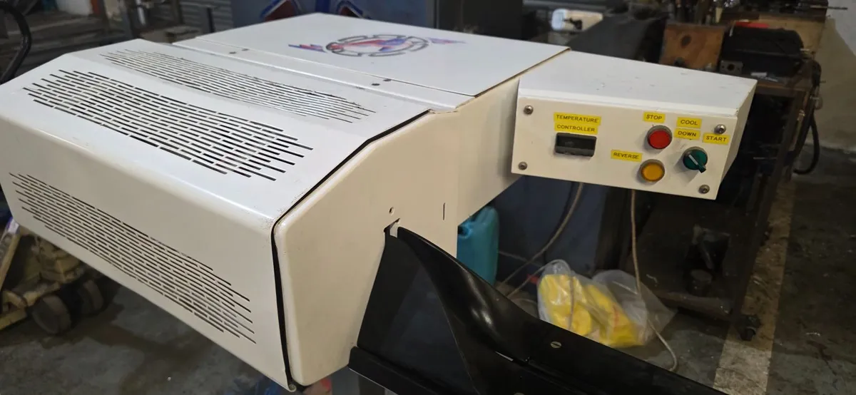 Saxon 5 Hot Air Heat Sealer - Image 1
