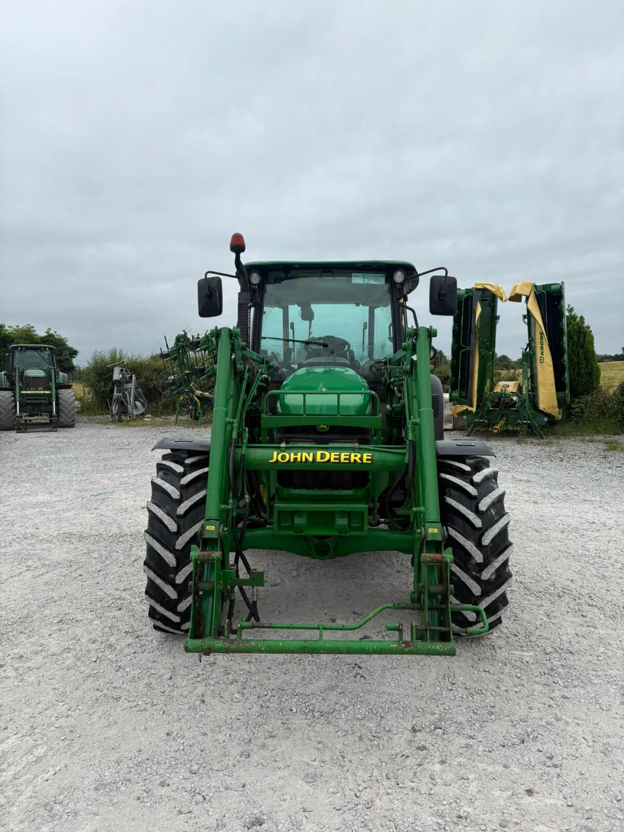 John Deere 5720 - Image 3