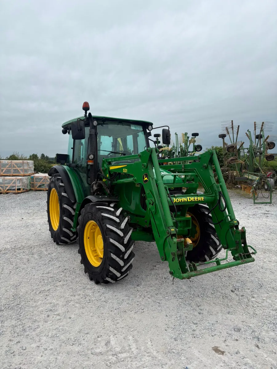 John Deere 5720 - Image 2