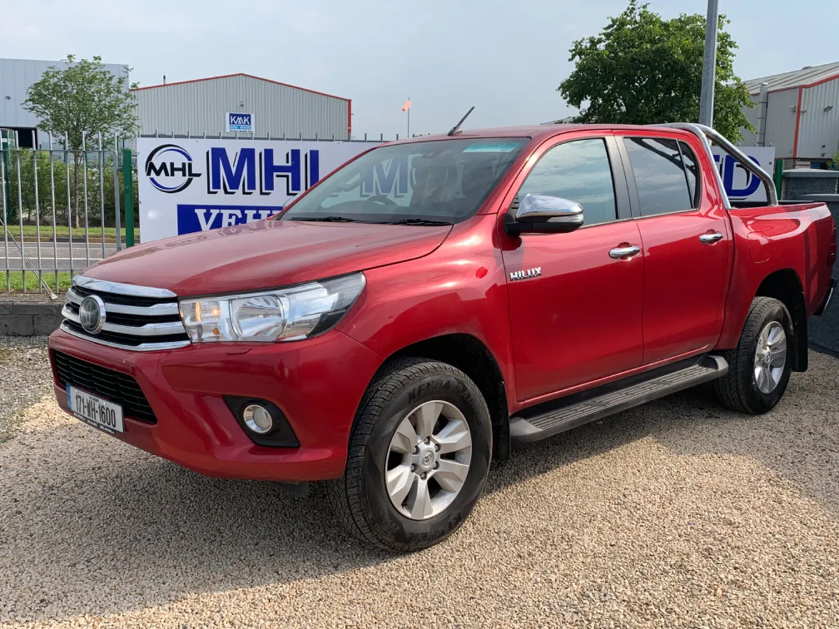 Toyota Hilux 2017 2.4  Spotless Just Tested 9/7/26 - Image 3