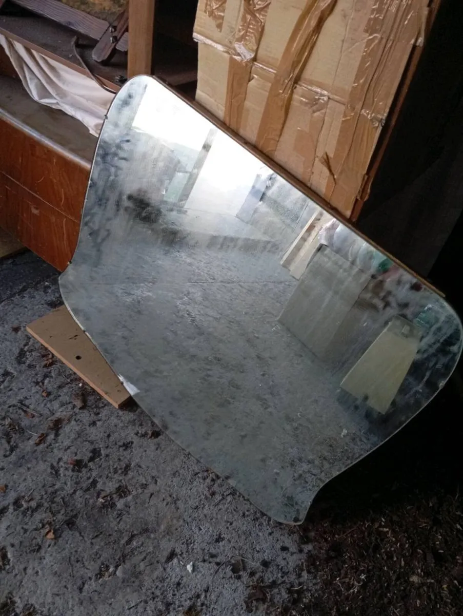 Dressing table with large mirror - Image 2