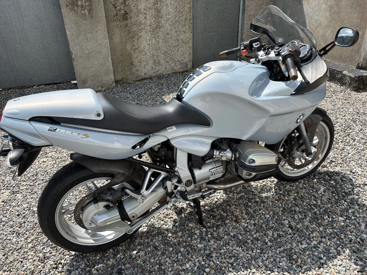 Motorcycle - Image 4
