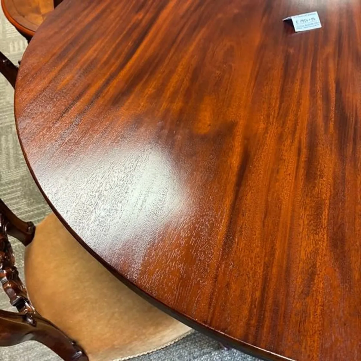 Victorian mahogany pedestal breakfast/dining table - Image 4