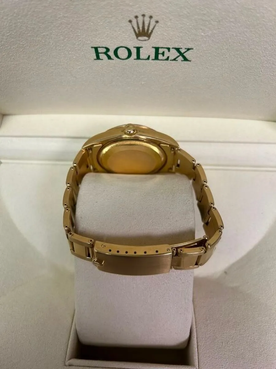 Rolex 18ct Gold Oyster Perpetual Date Watch - Image 4