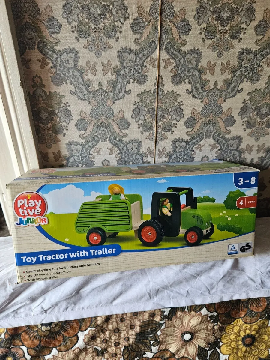 Playlive Wooden Tractor and Trailer - Image 1