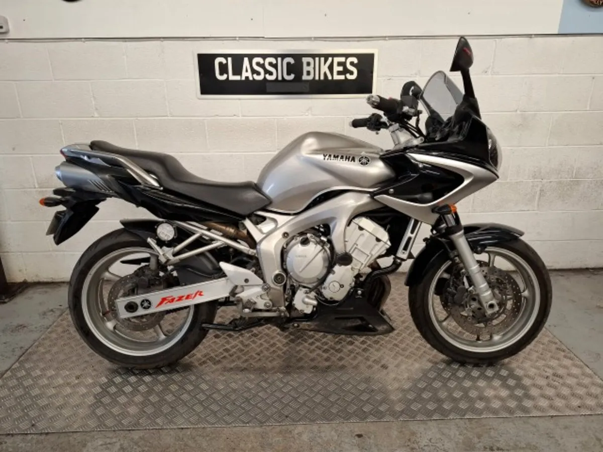 Yamaha Fazer600 2006 - Image 1