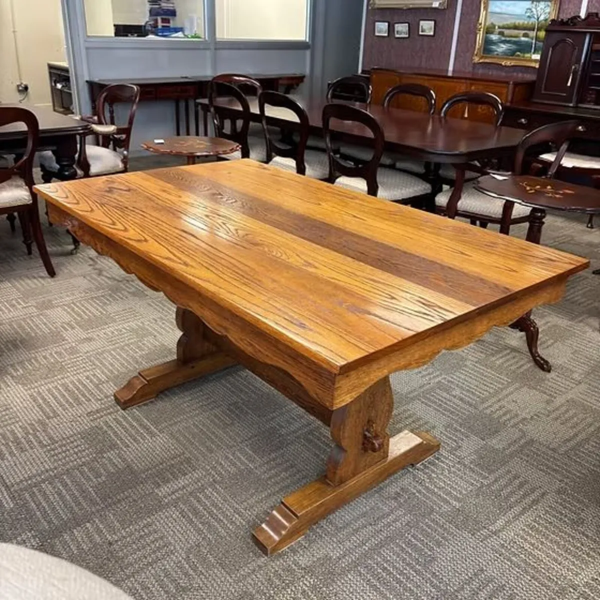 Fabulous solid oak cross legged dining table - Image 1