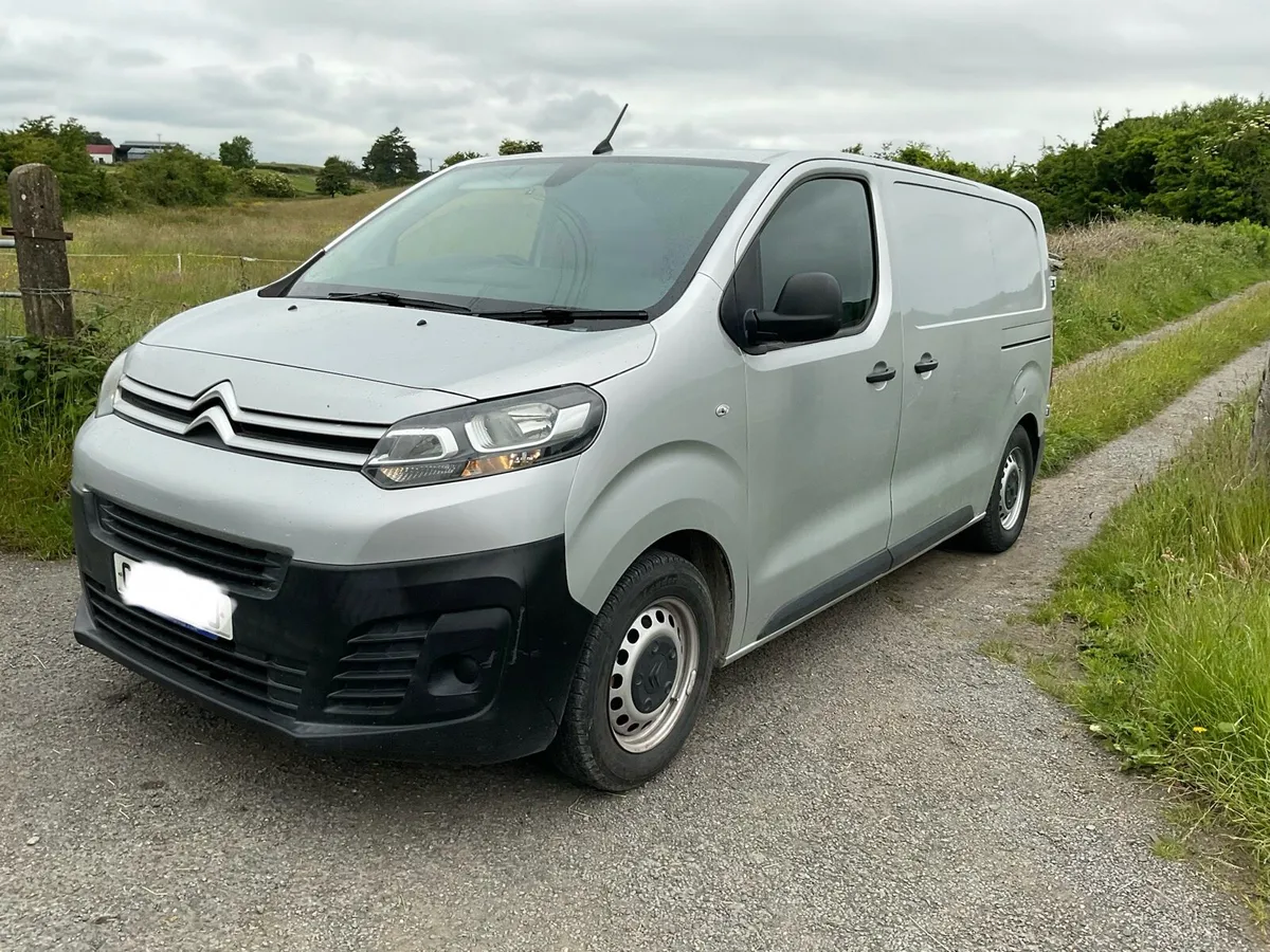 2018 Citroen dispatch van - Image 1