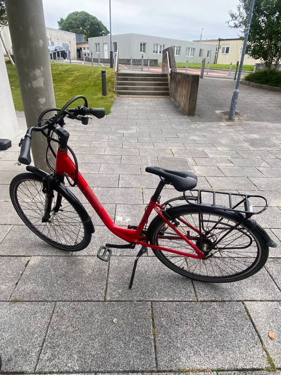 Ladies city Bike – Excellent Condition – €300 - Image 1
