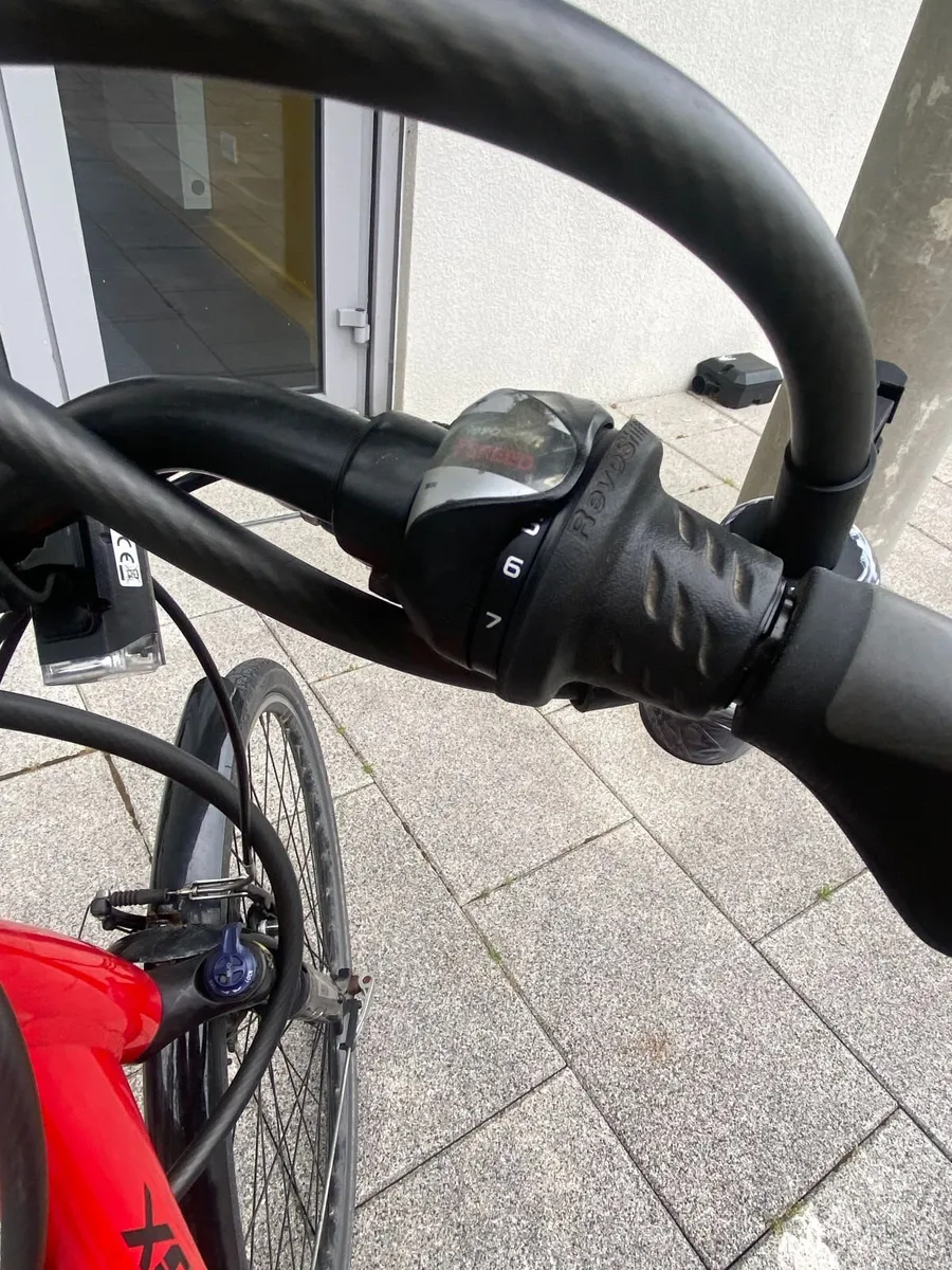 Ladies city Bike – Excellent Condition – €300 - Image 2