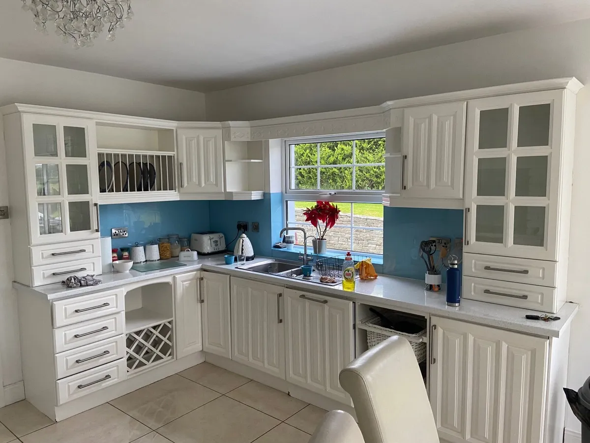 Kitchen - Image 2