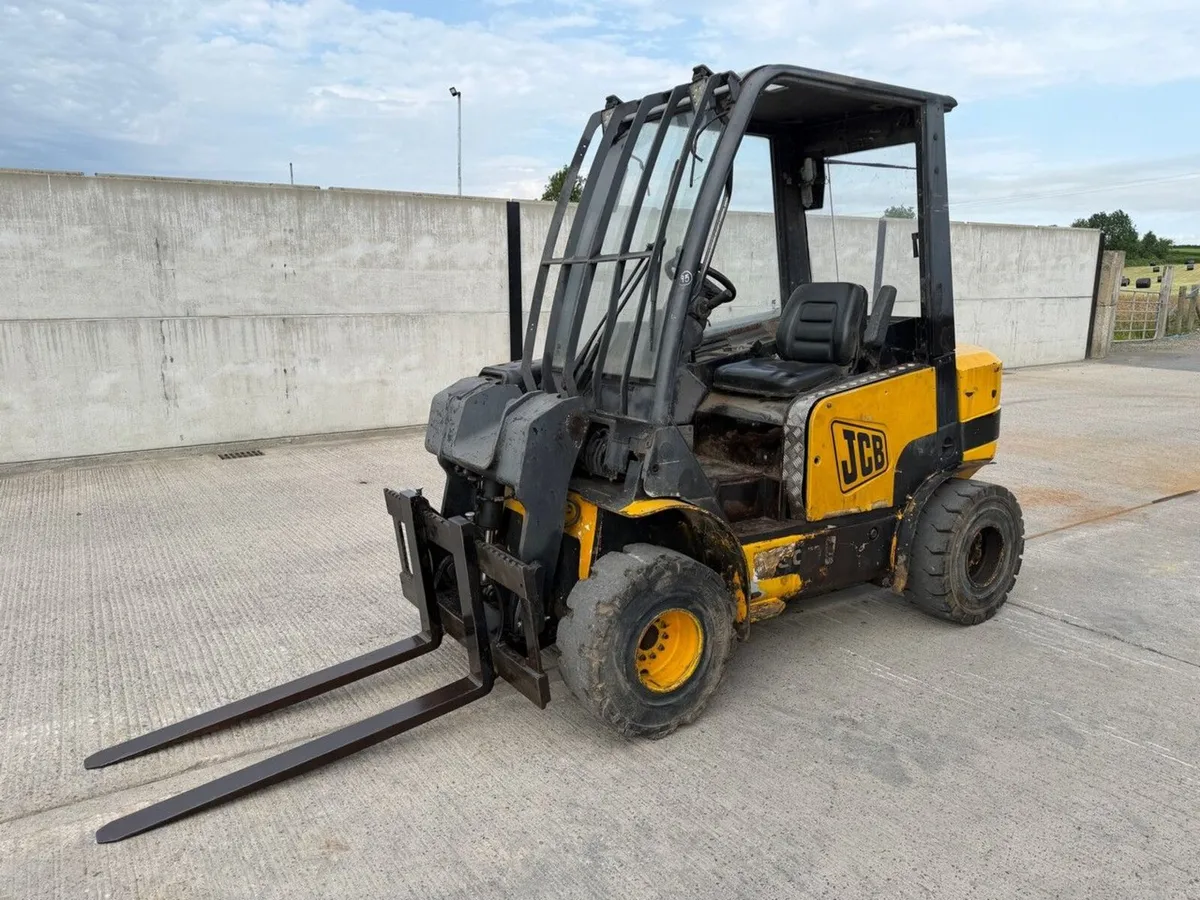 JCB TLT30D 3 TON 4WD DIESEL TELETRUCK FORKLIFT - Image 1