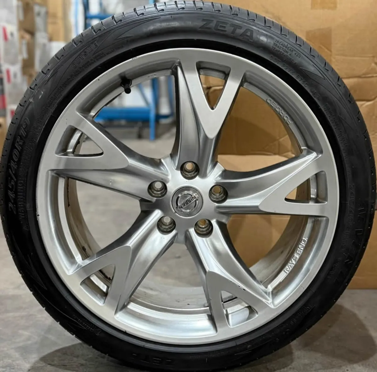 19" GENUINE NISSAN 370Z RAYS FORGED ALLOY WHEELS & - Image 3