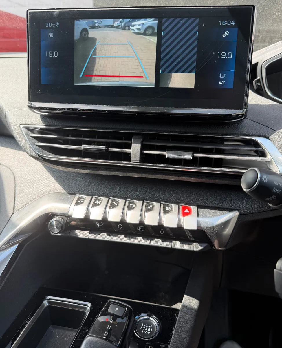 2022 Peugeot 3008 AUTOMATIC 42k Klms CARVAN - Image 4