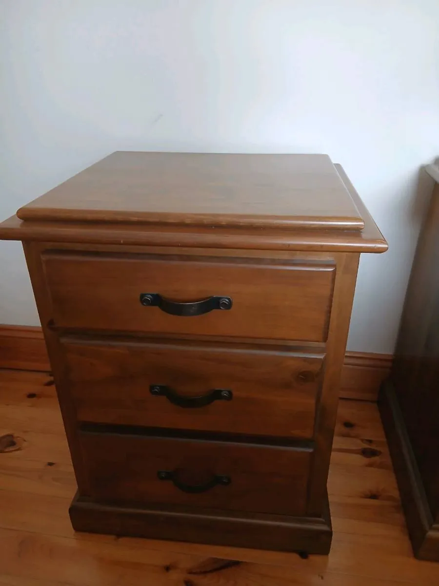 Bedside lockers - Image 2