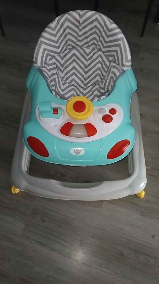 Baby walker - Image 2
