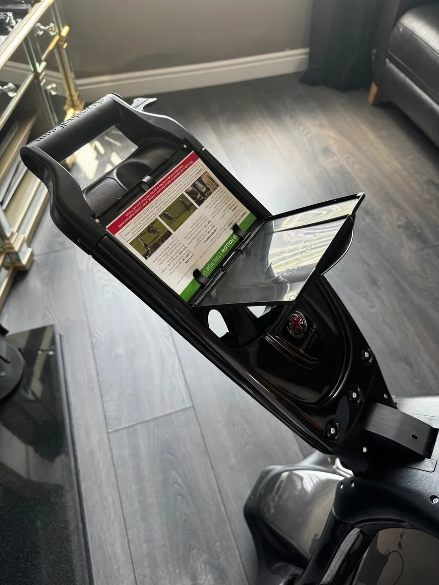 Stewart Golf X10 Follow Electric Golf Trolley - Image 4