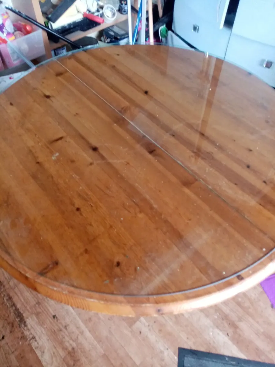 Dining table - Image 2