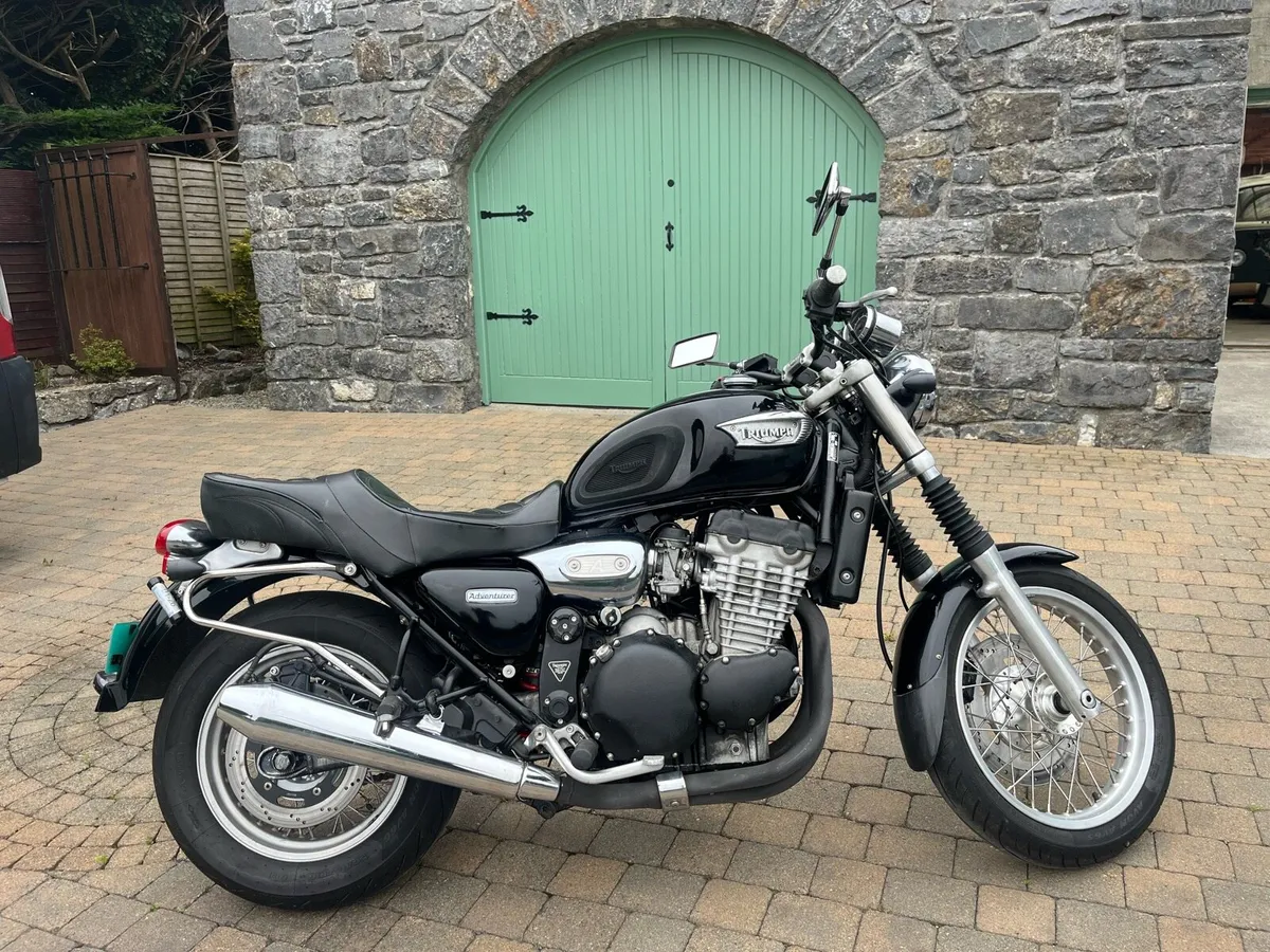 Vintage motorcycle - Image 2