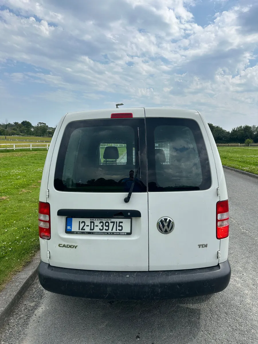Volkswagen Caddy 2012 - Image 4