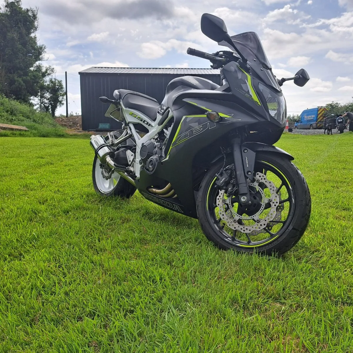 Honda CBR 650F - Image 2