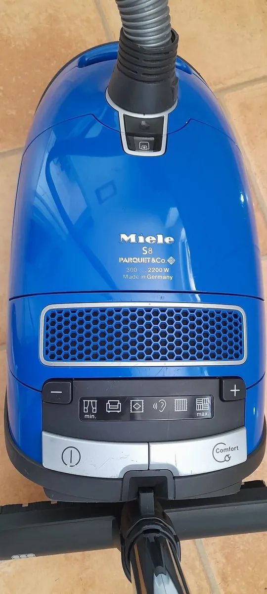 Miele vacuum/Hoover cleaner - Image 3