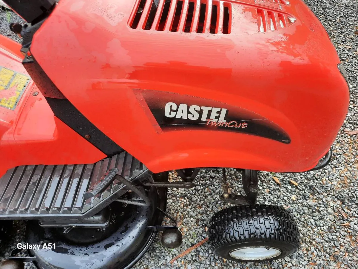 Castelgarden ride on mower - Image 3