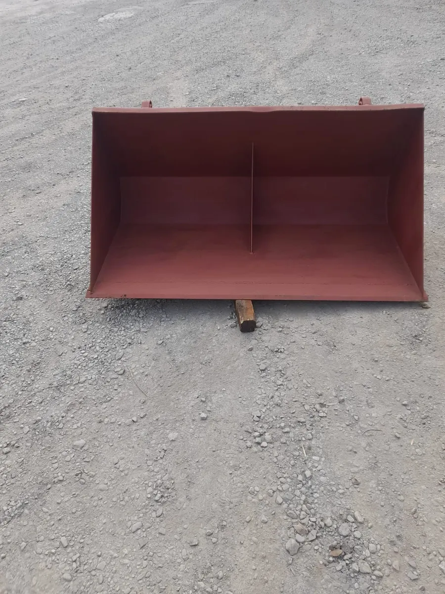 5ft loader bucket - Image 1