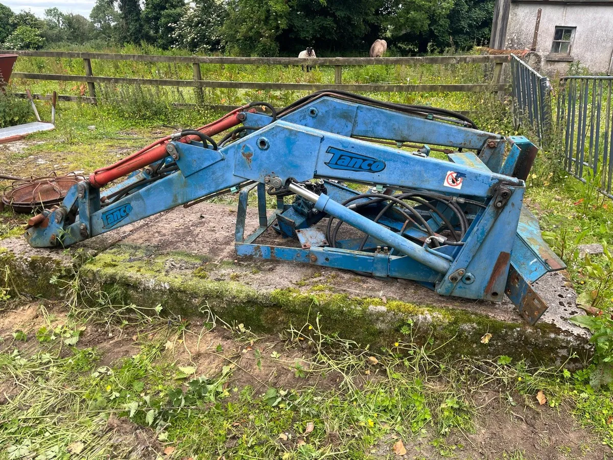 Front Loader ford 7840 - Image 4