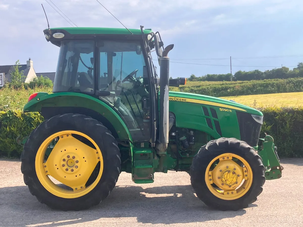 2019 John Deere 5090R **Online Auction** - Image 3