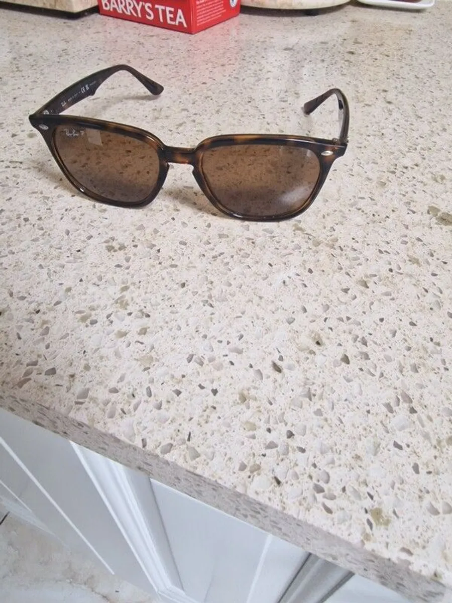 Ray Ban 4362 710/83 - Image 3