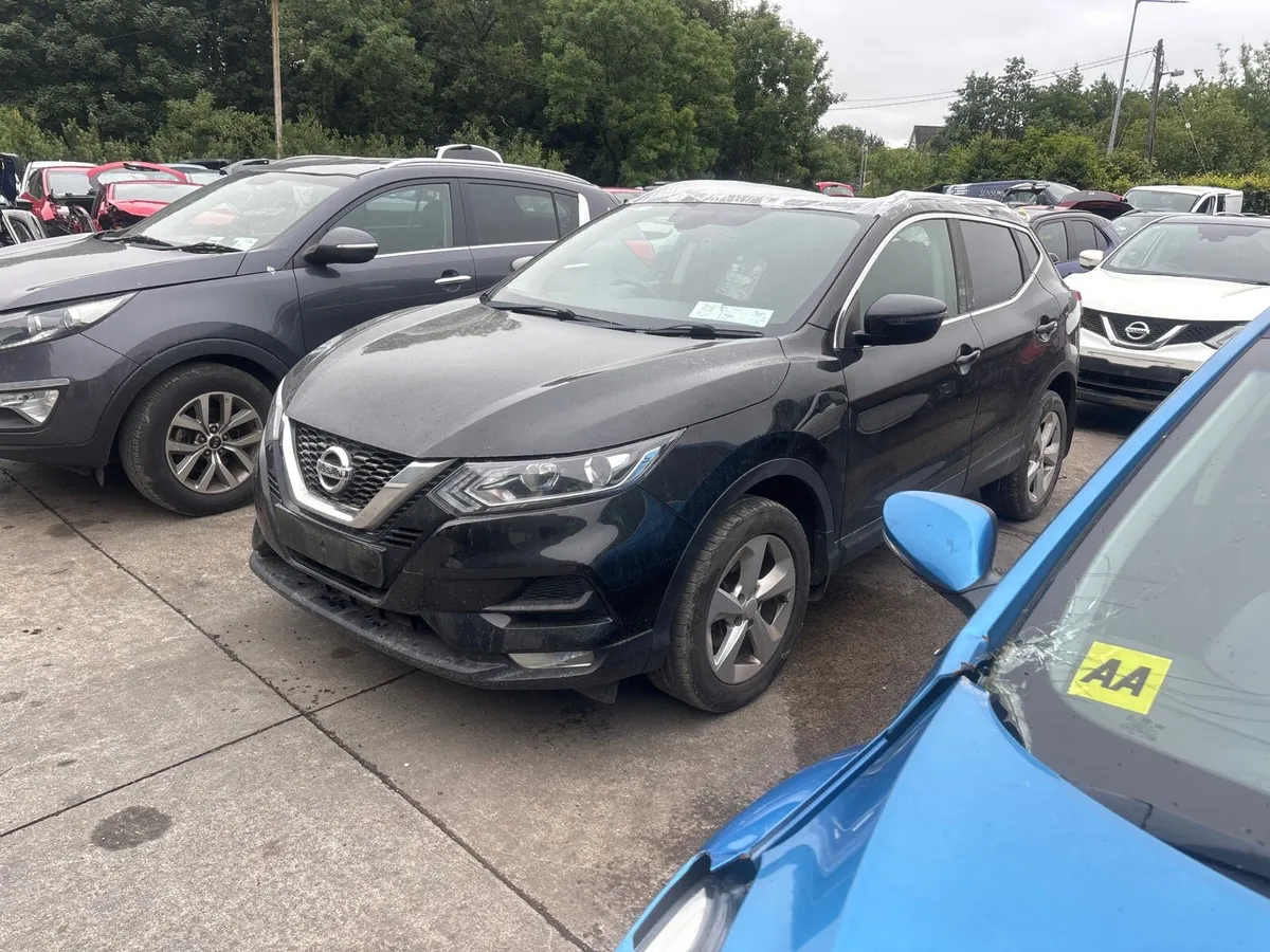2020 Nissan qashqai for breaking - Image 2