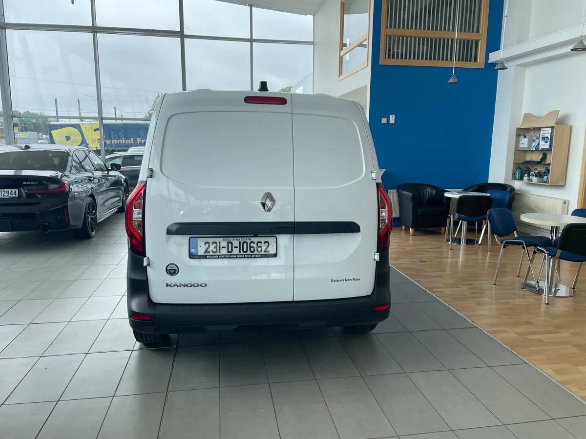 Renault Kangoo 2023 - Image 3