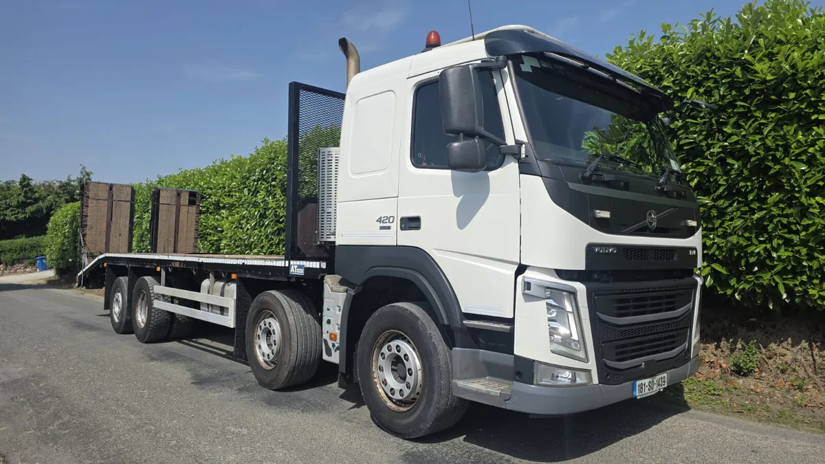 '18 Volvo FM420 8x2 Beavertail (Cheese Wedge) - Image 1