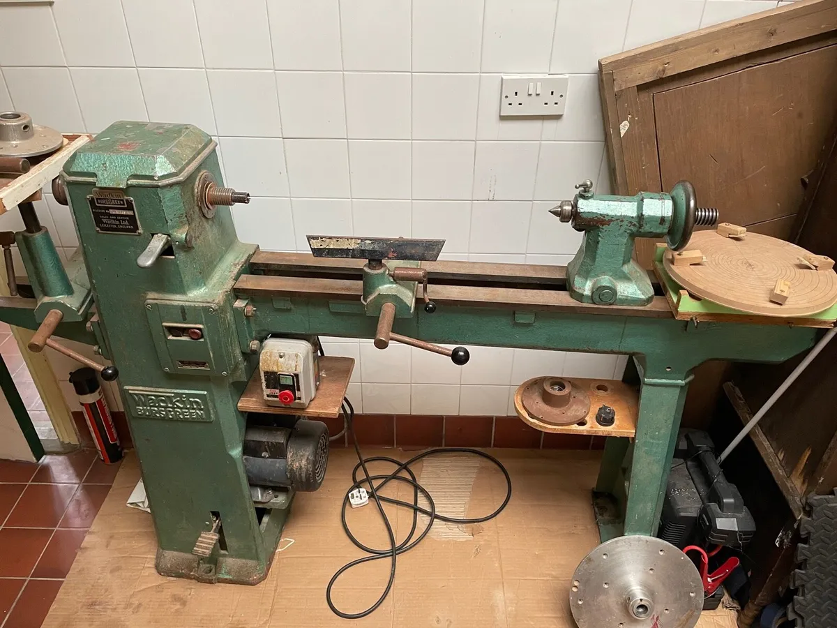 Wadkin Bursgreen BZL Lathe, chisels and wood - Image 2