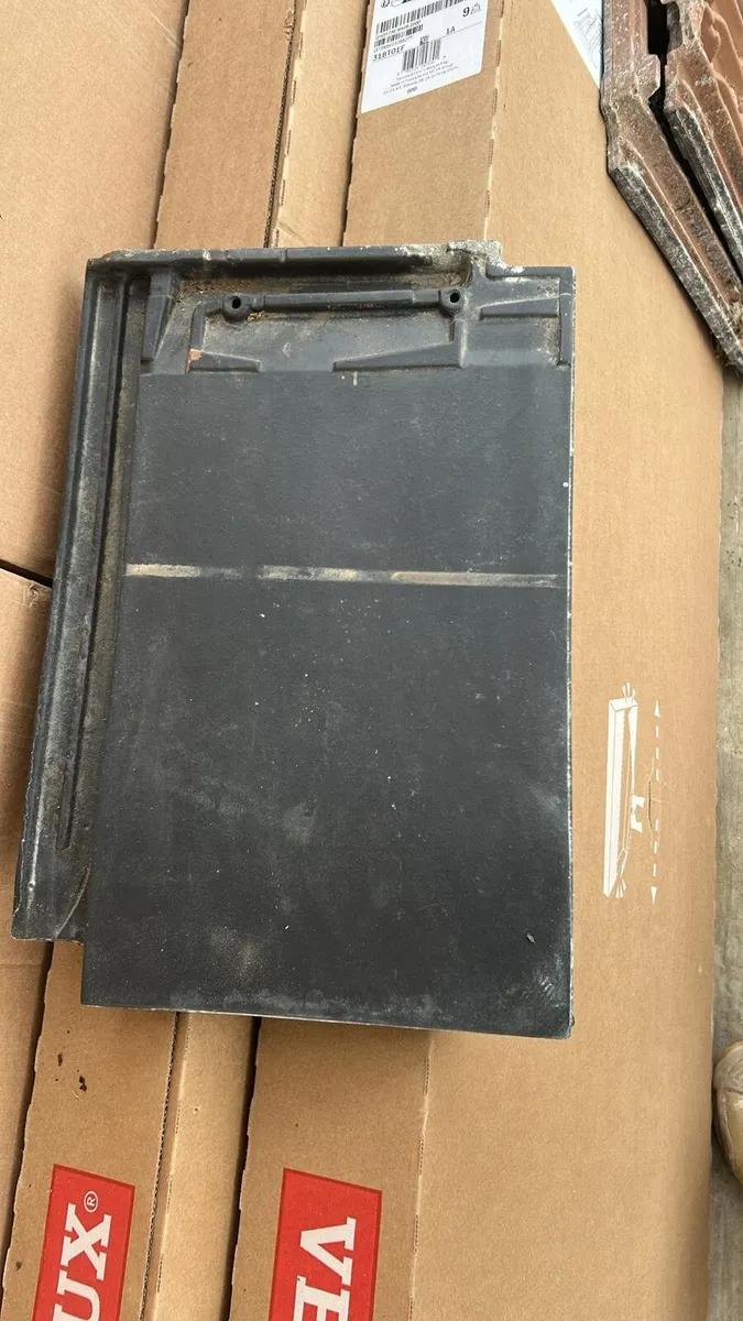 Bangor slates chimney pots floor ridge roof tiles - Image 2