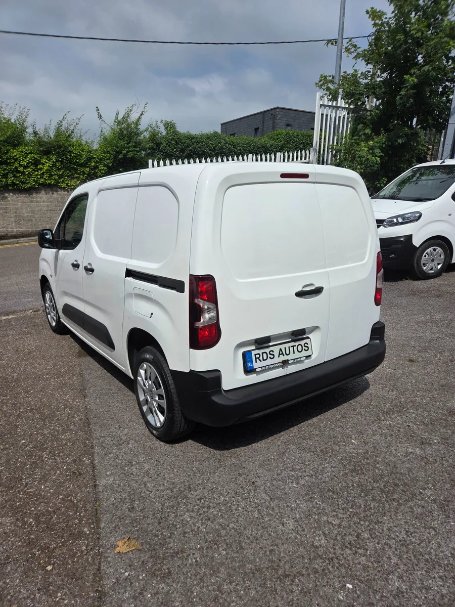 🔥22 OPEL COMBO 3SEATS🔥 - Image 4