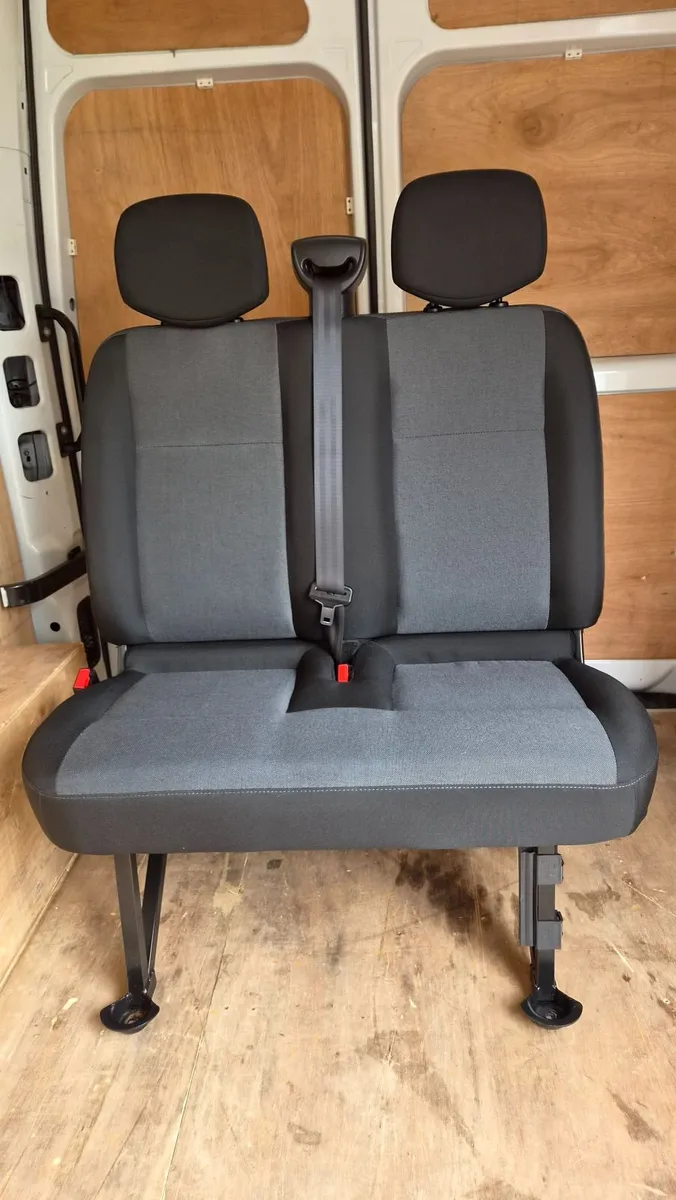 Double passenger seat (camper conversion) - Image 1