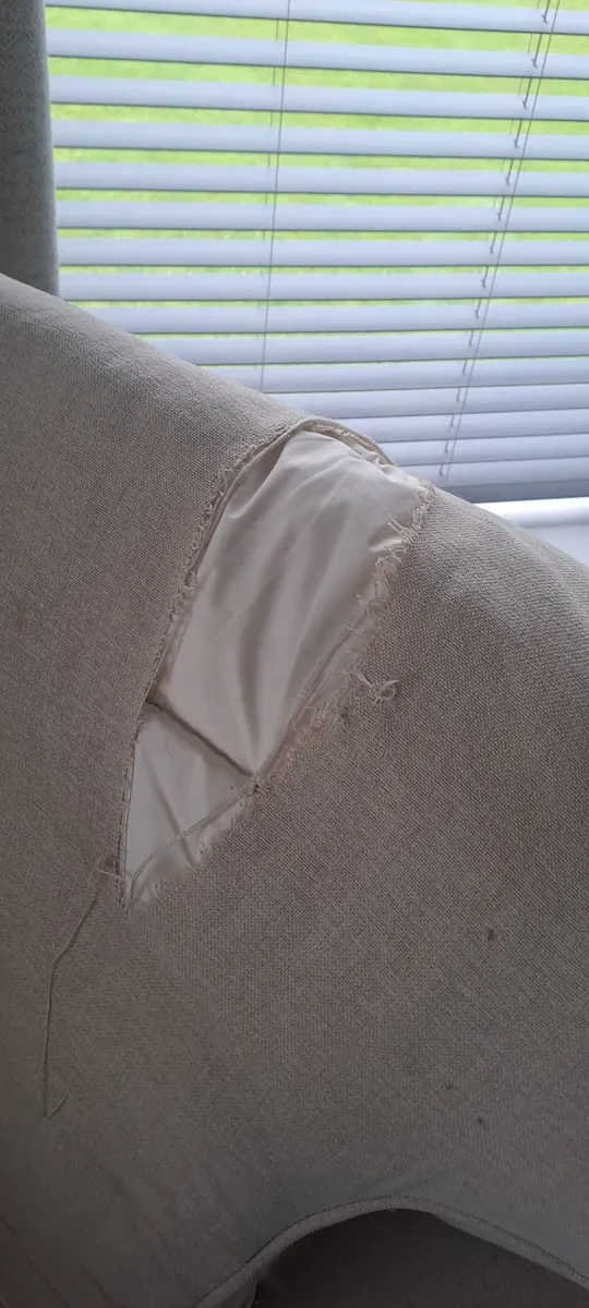 Living room chair - Image 2